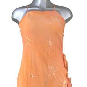 Vestido de tirantes chiffon con bordado color coral