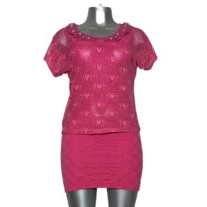 Vestido corto fuxia con pedrería