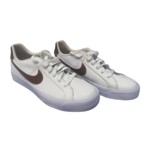 4 WMNS NIKE COURT ROYALE AC